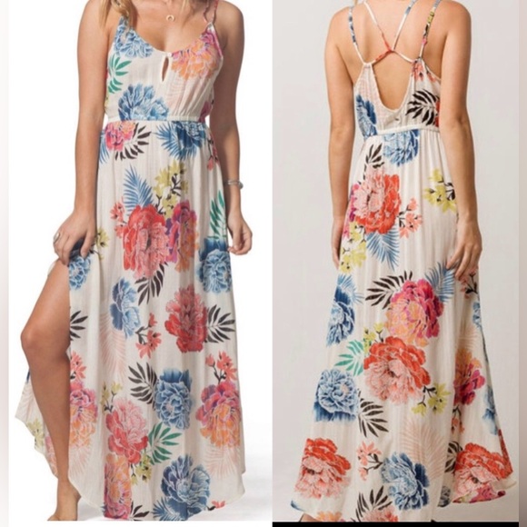 NWT Rip Curl Floral Printed Delilah Maxi Dress